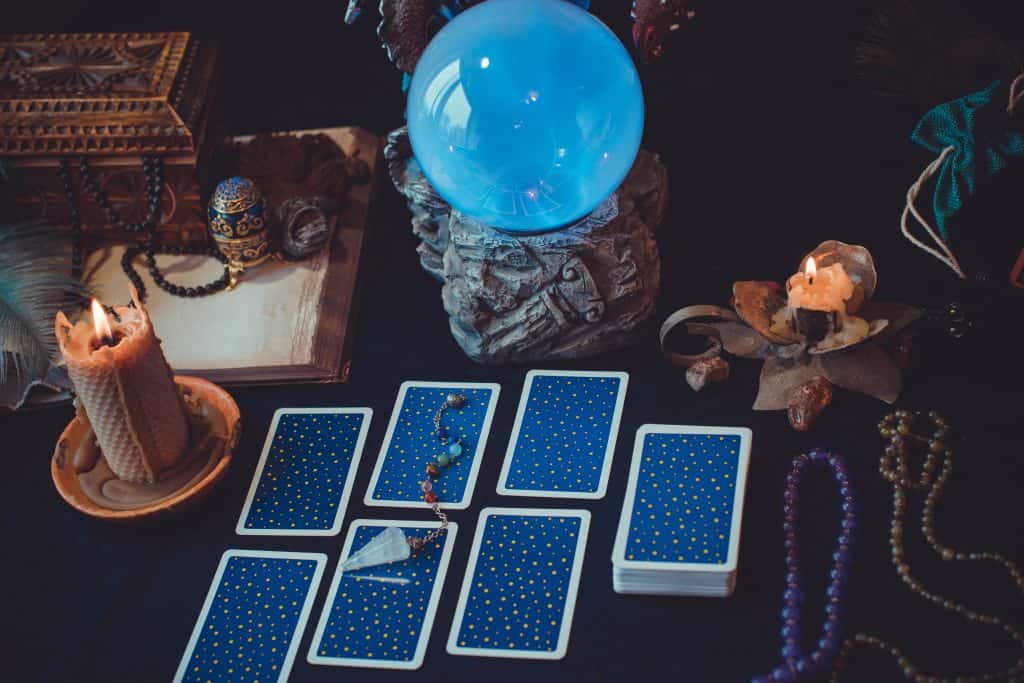 Gemini tarot - kontakt, broj telefona, tarot majstori Gemini tarot - kontakt, broj telefona, tarot majstori