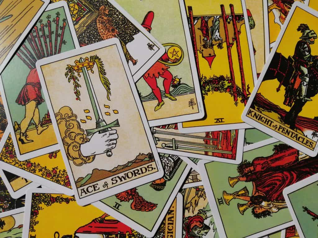 Star tarot - kontakt, broj telefona, tarot majstori Star tarot - kontakt, broj telefona, tarot majstori