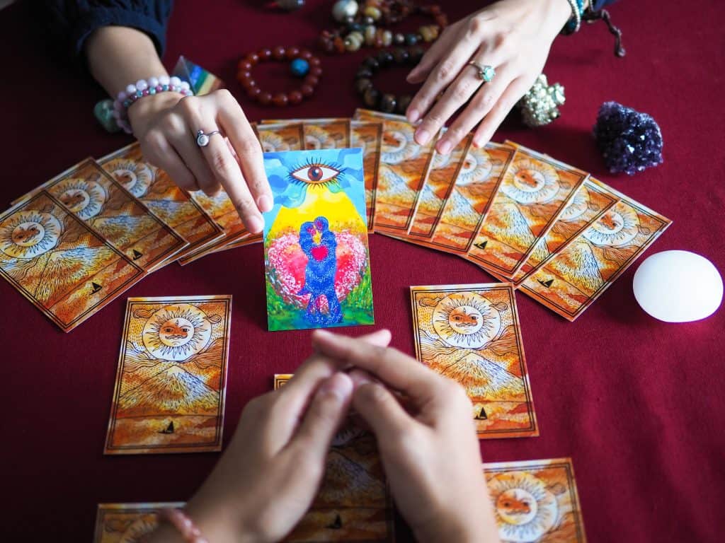 Virgo tarot - kontakt, broj telefona, tarot majstori